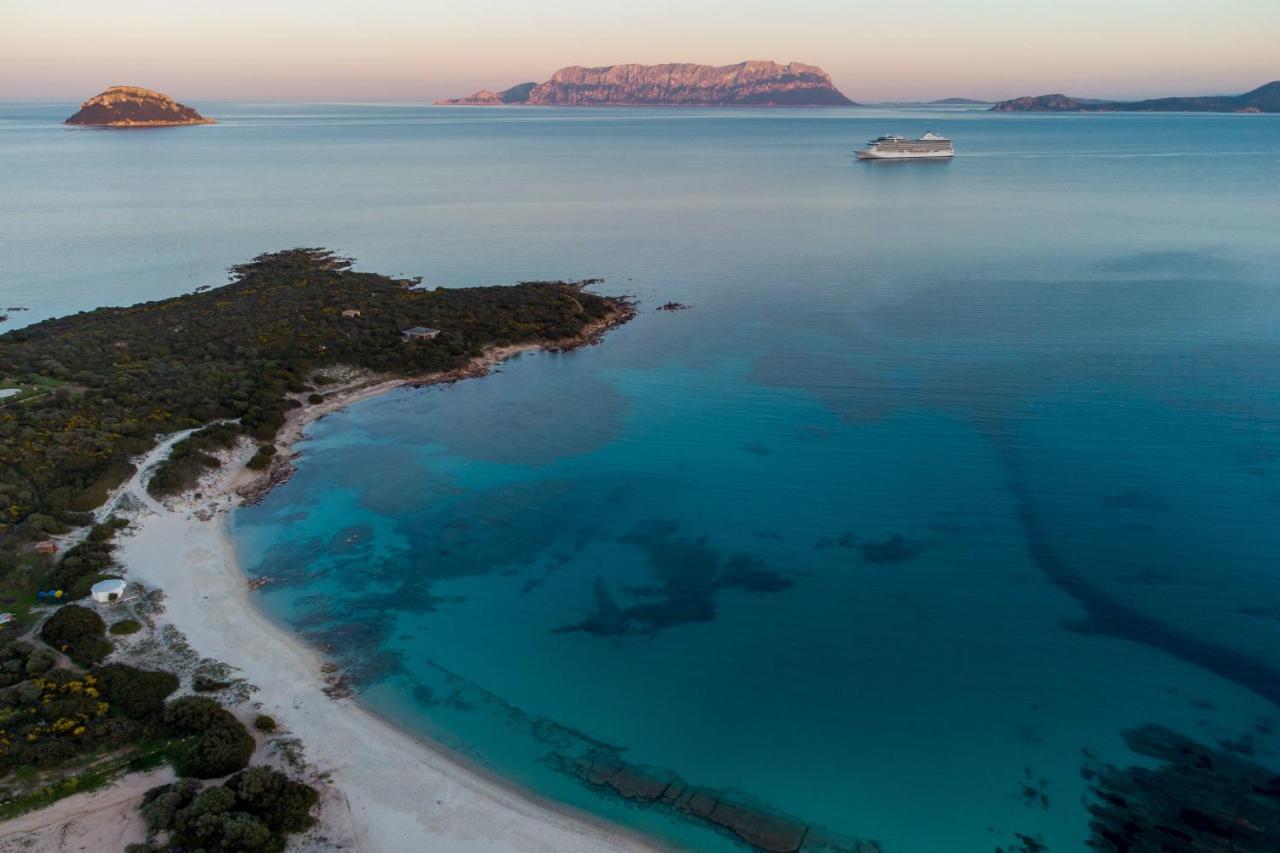 Spiaggia Bianca Pedra Rosa - Your House In Sardinia Golfo Aranci Eksteriør billede